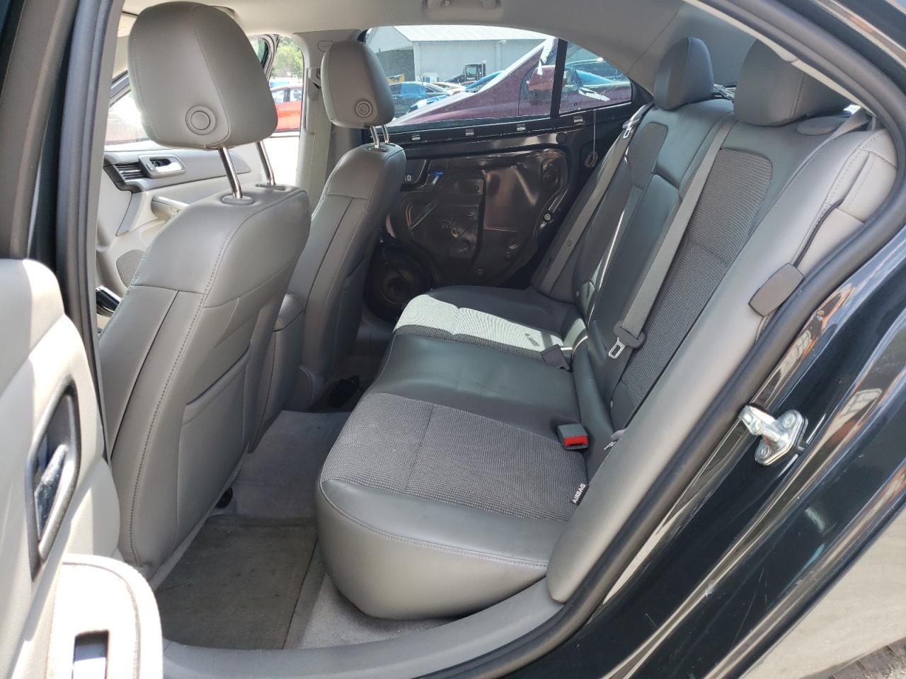 Photo 6 from auction – 2014 CHEVROLET MALIBU 1LT with VIN 1G11C5SL3EF211075