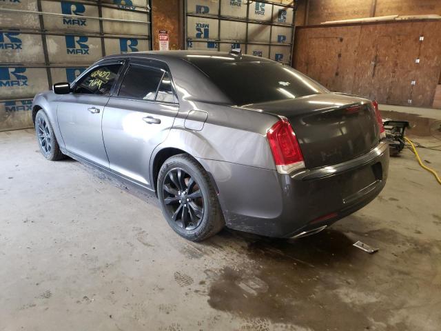Photo 3 from auction – 2017 CHRYSLER 300 LIMITE with VIN 2C3CCARG4HH530705