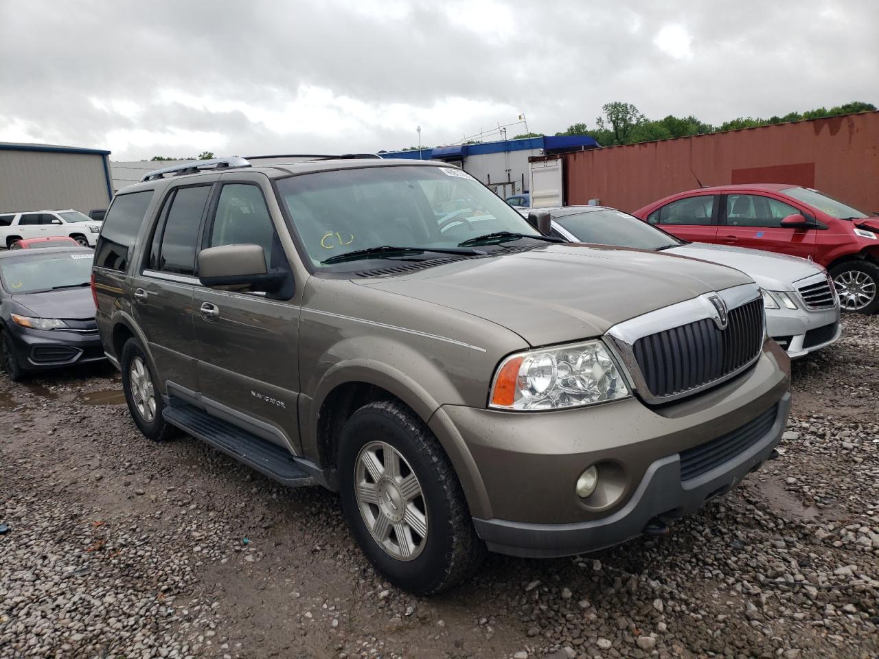 Photo 14 from auction – 2003 LINCOLN NAVIGATOR with VIN 5LMFU27R43LJ21785
