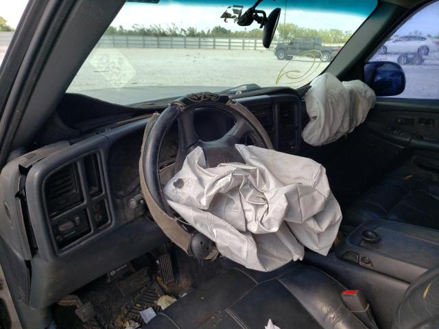 Photo 9 from auction – 2000 CHEVROLET SILVERADO with VIN 2GCEC19T4Y1384963