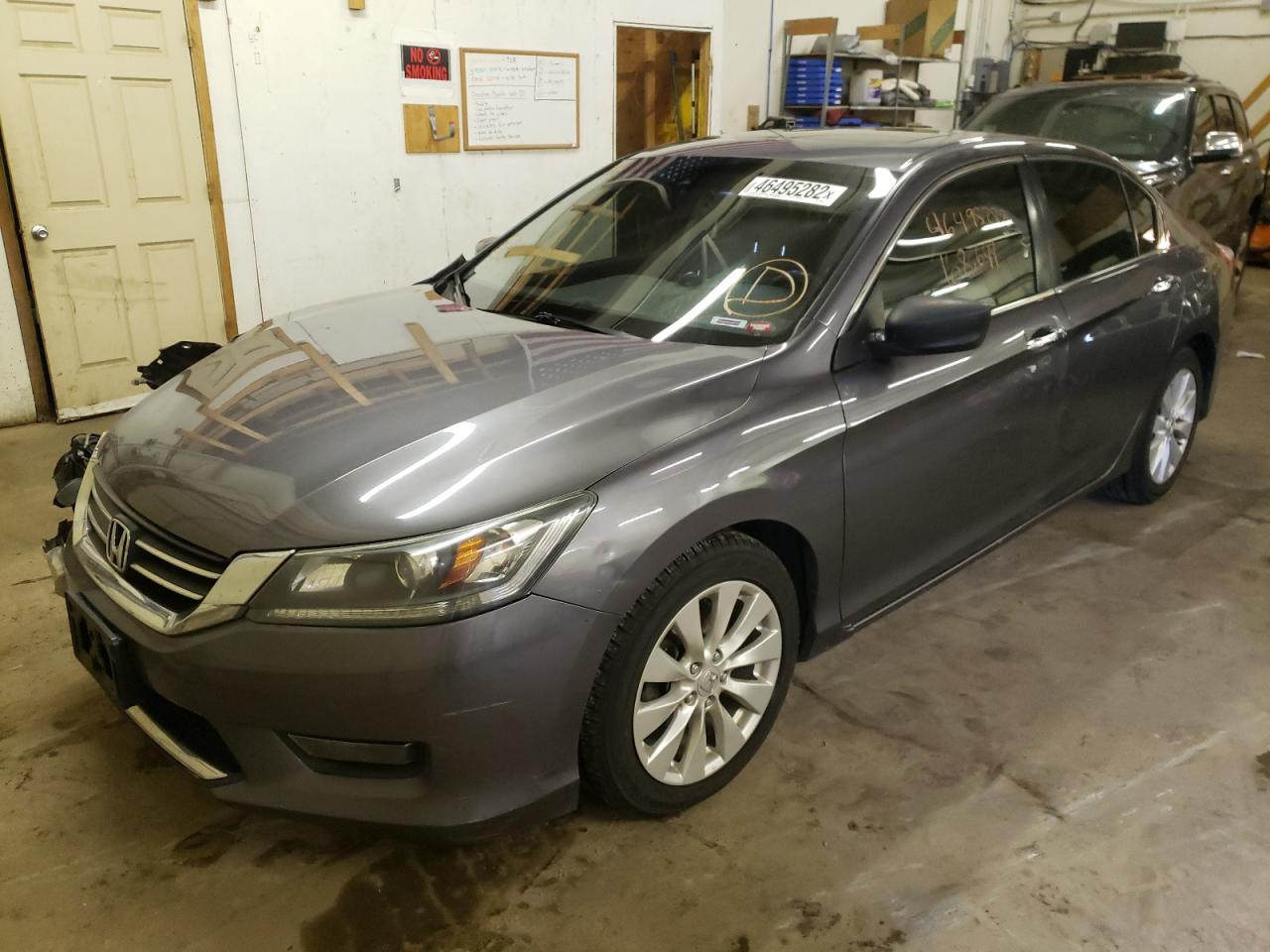 Photo 14 from auction – 2015 HONDA ACCORD EXL with VIN 1HGCR2F84FA123686