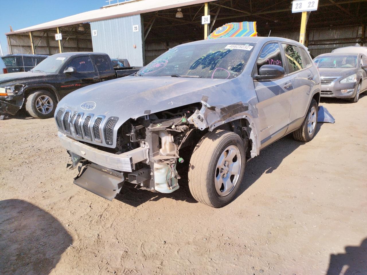 Photo 2 from auction – 2014 JEEP CHEROKEE S with VIN 1C4PJMAB9EW295848