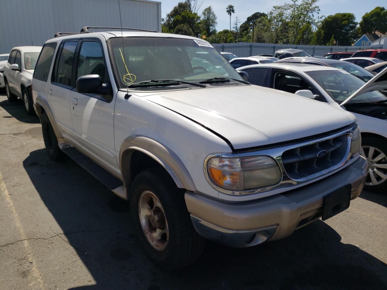 Photo 14 from auction – 1999 FORD EXPLORER with VIN 1FMDU34E7XUB34290