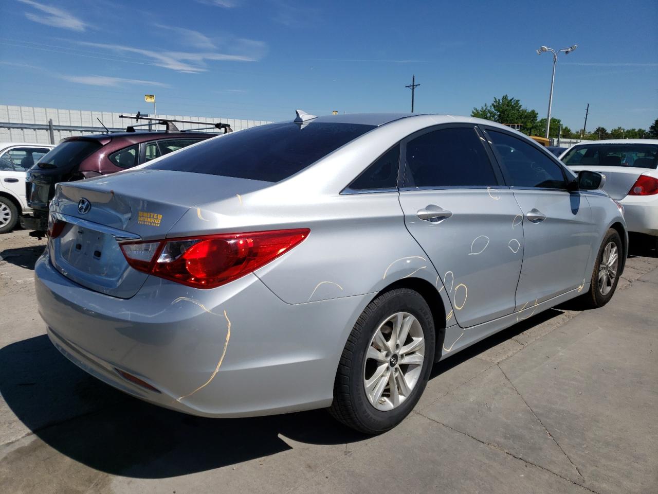 Photo 4 from auction – 2013 HYUNDAI SONATA GLS with VIN 5NPEB4AC2DH761959