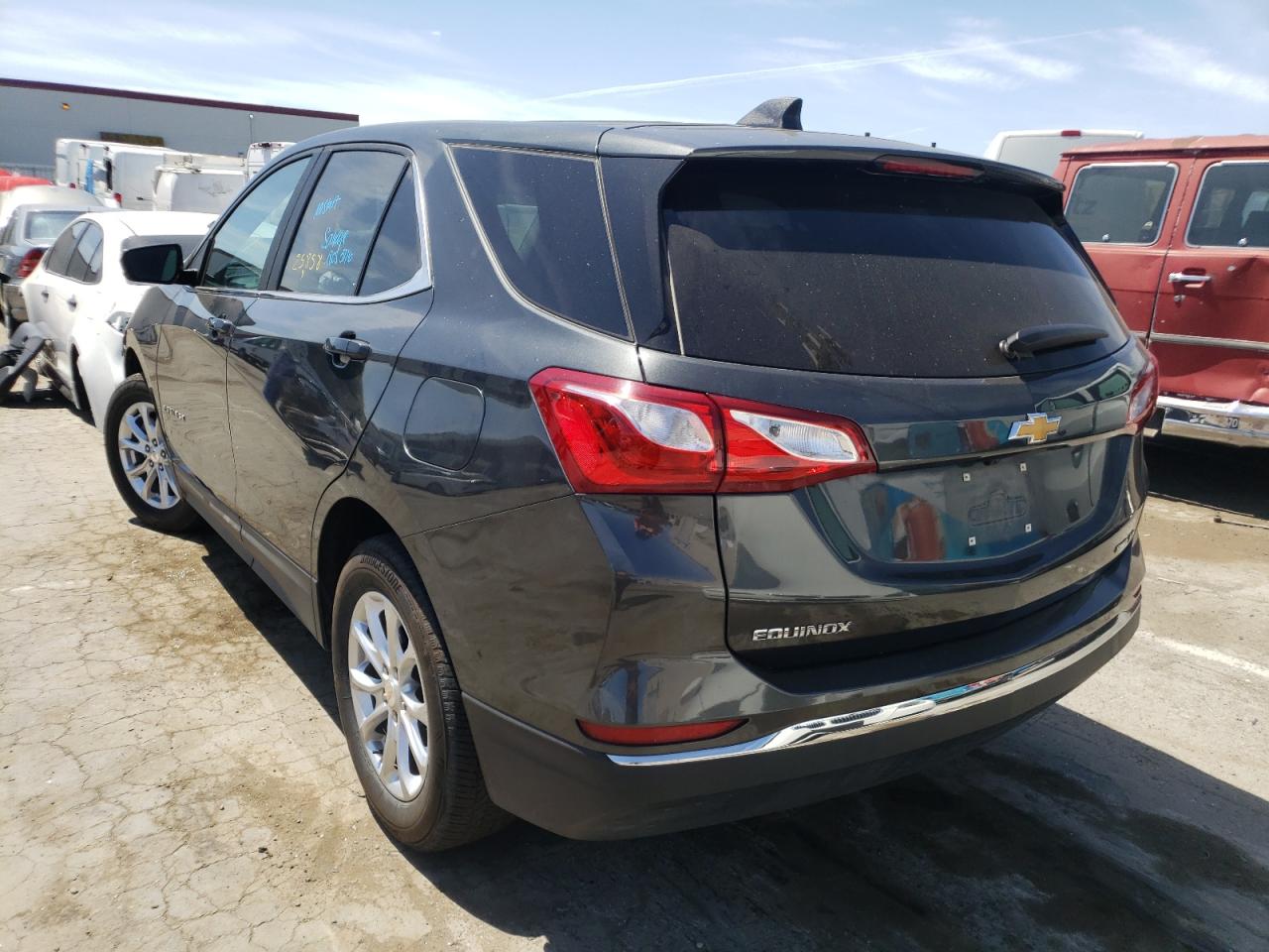 Photo 3 from auction – 2021 CHEVROLET EQUINOX LT with VIN 3GNAXUEV2ML389915