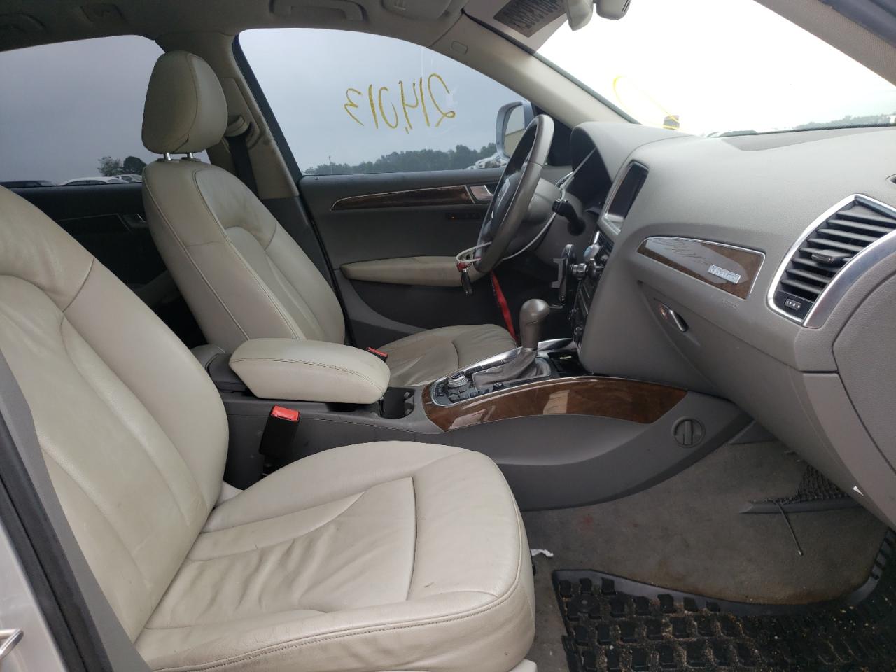 Photo 5 from auction – 2011 AUDI Q5 PREMIUM with VIN WA1DKAFP1BA046868