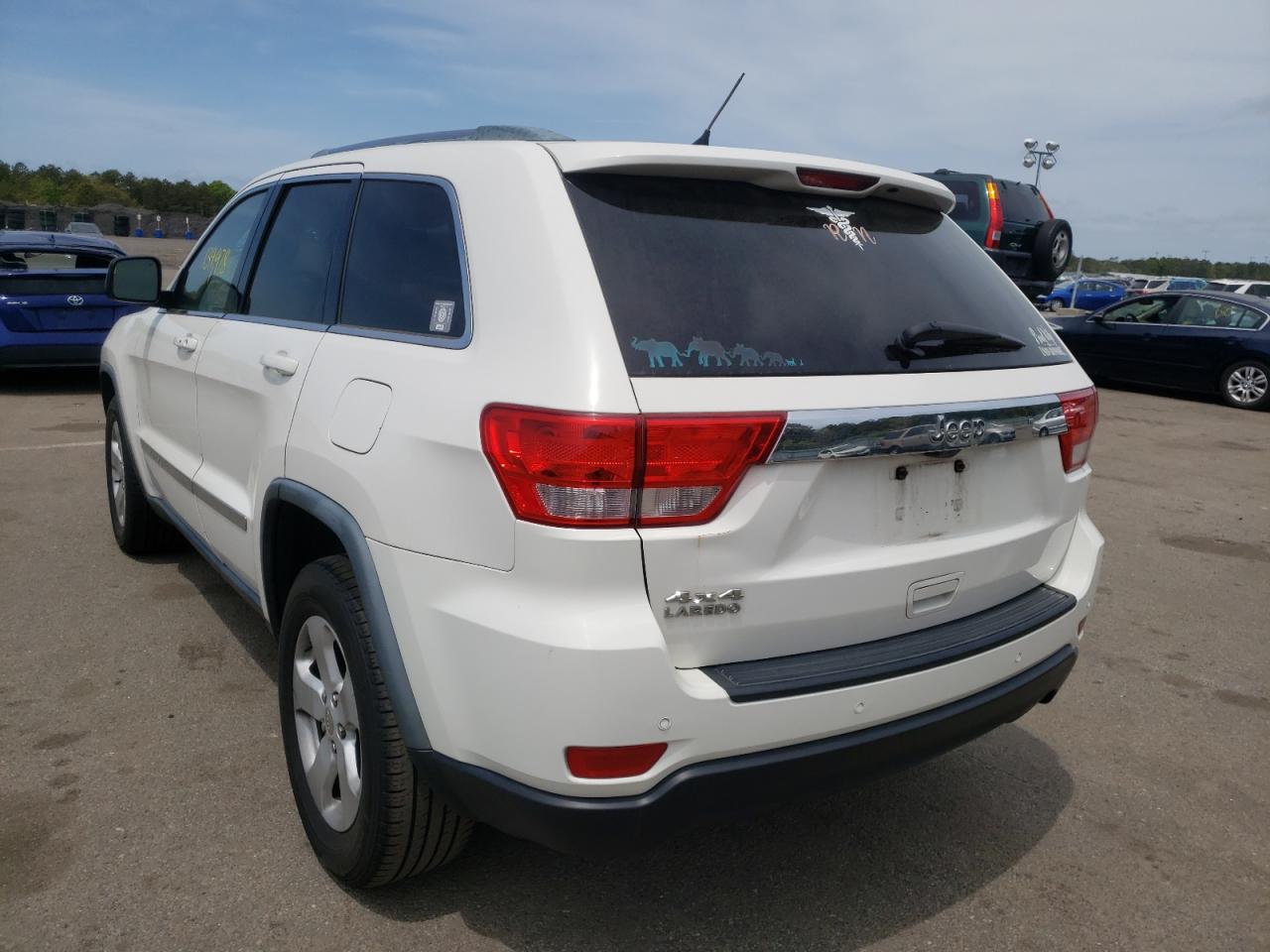 Photo 3 from auction – 2011 JEEP GRAND CHER with VIN 1J4RR4GG6BC701080