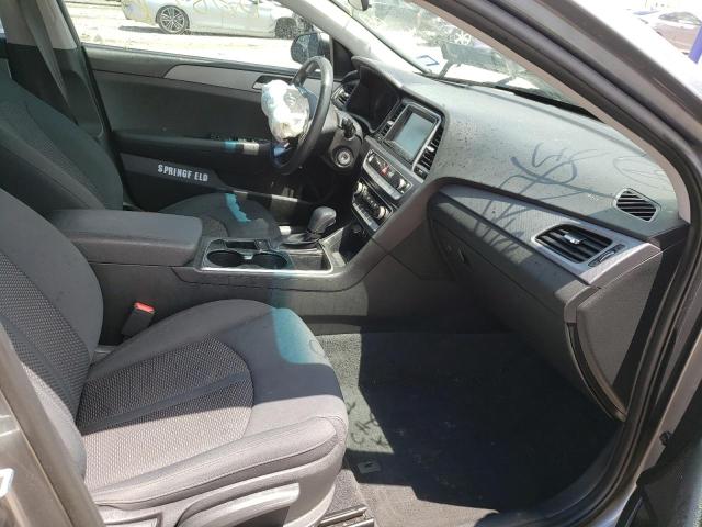 Photo 5 from auction – 2019 HYUNDAI SONATA SE with VIN 5NPE24AF8KH733705