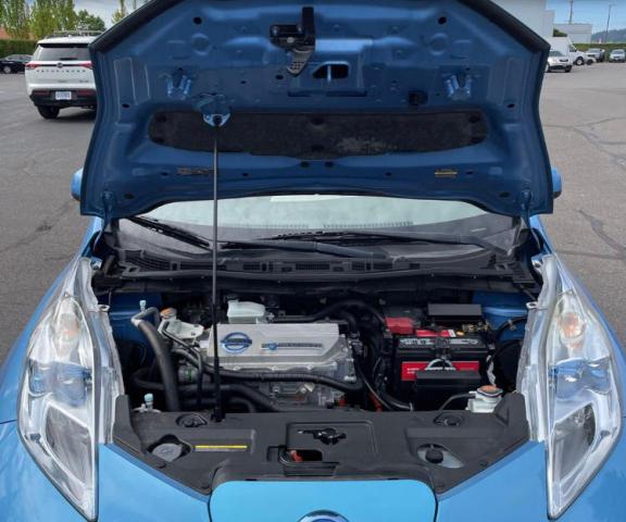 Photo 7 from auction – 2012 NISSAN LEAF SV with VIN JN1AZ0CPXCT021320
