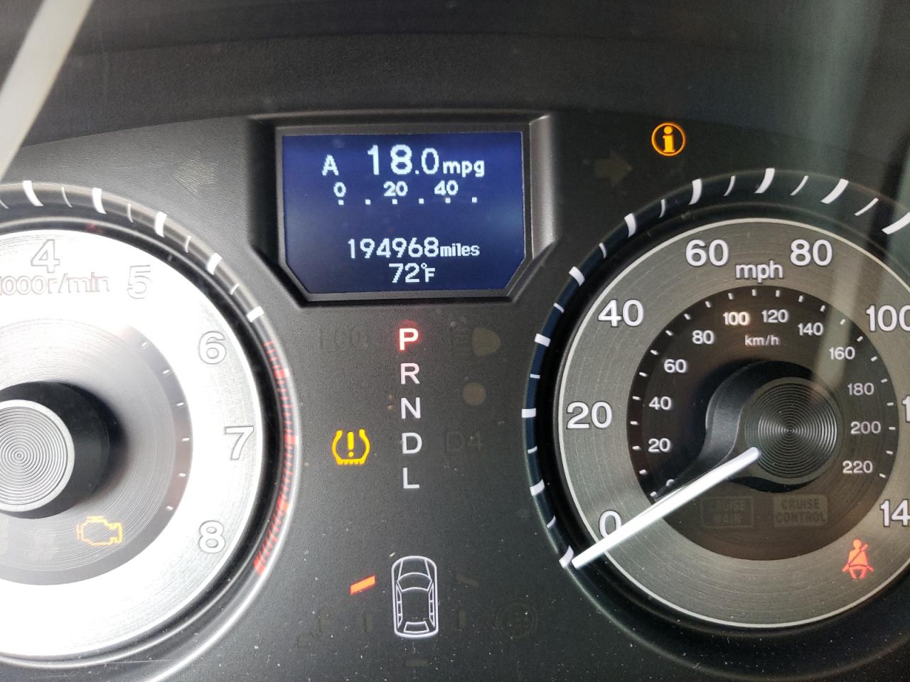 Photo 8 from auction – 2012 HONDA ODYSSEY TO with VIN 5FNRL5H92CB071642