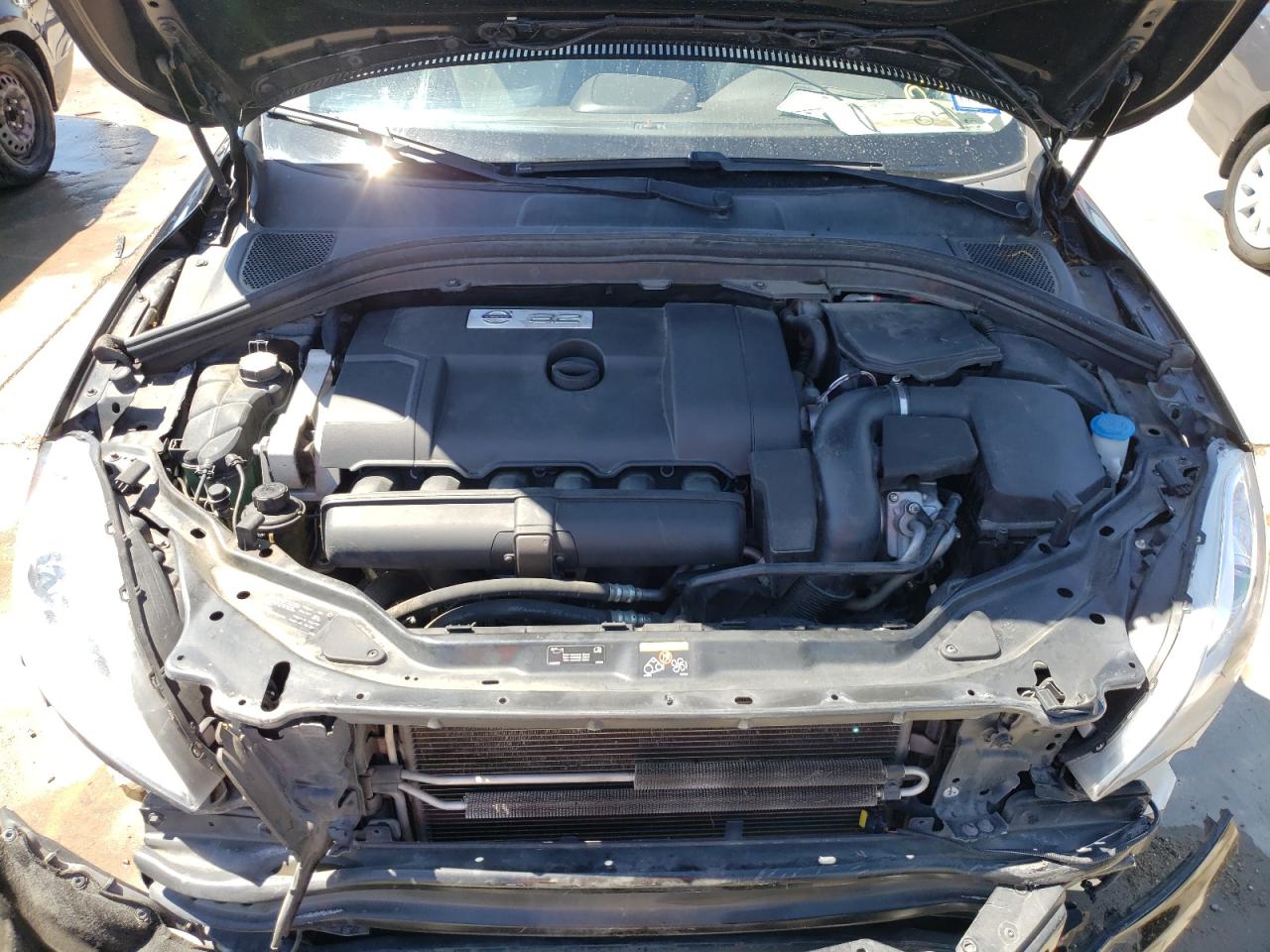 Photo 7 from auction – 2010 VOLVO XC60 3.2 with VIN YV4982DL8A2109258