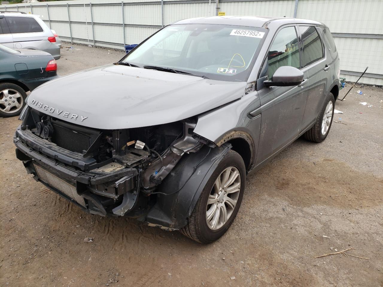 Photo 2 from auction – 2016 LAND ROVER DISCOVERY with VIN SALCP2BG4GH551003