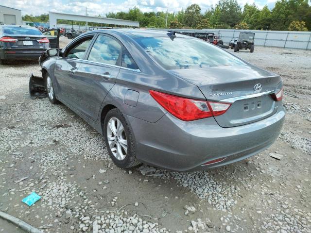 Photo 3 from auction – 2013 HYUNDAI SONATA SE with VIN 5NPEC4AC3DH568877