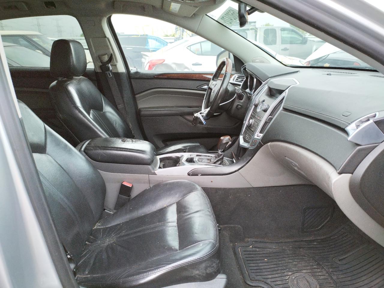 Photo 5 from auction – 2011 CADILLAC SRX PERFOR with VIN 3GYFNBEY1BS526634