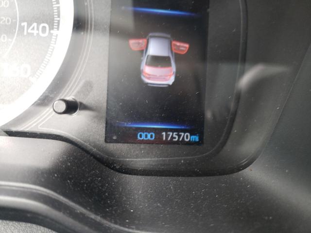 Photo 8 from auction – 2022 TOYOTA COROLLA LE with VIN JTDEPMAE3NJ210483