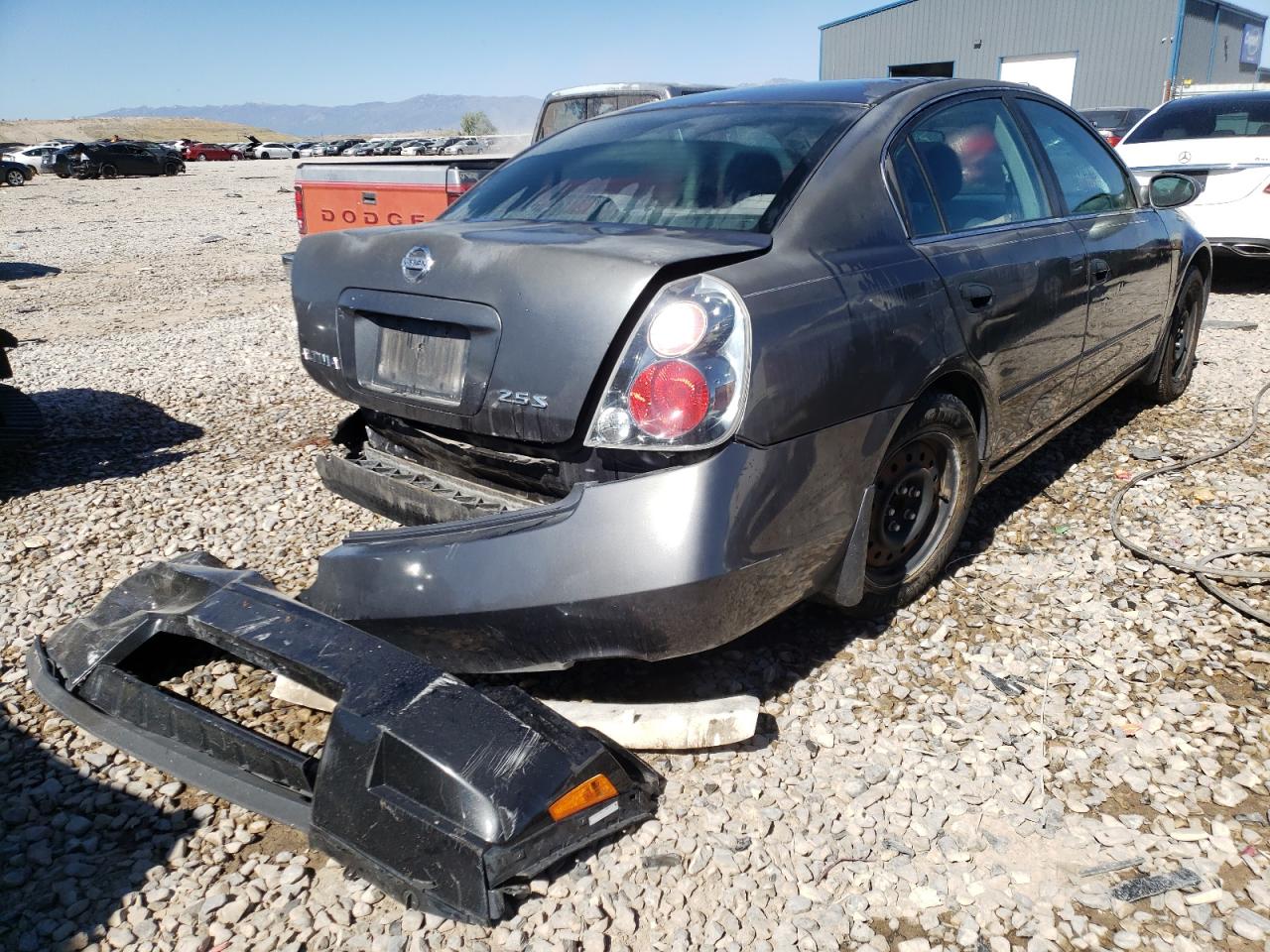 Photo 4 from auction – 2005 NISSAN ALTIMA S with VIN 1N4AL11D65C185704