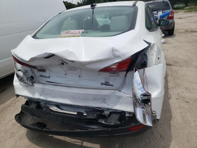 Photo 9 from auction – 2016 FORD FOCUS SE with VIN 1FADP3F21GL290917