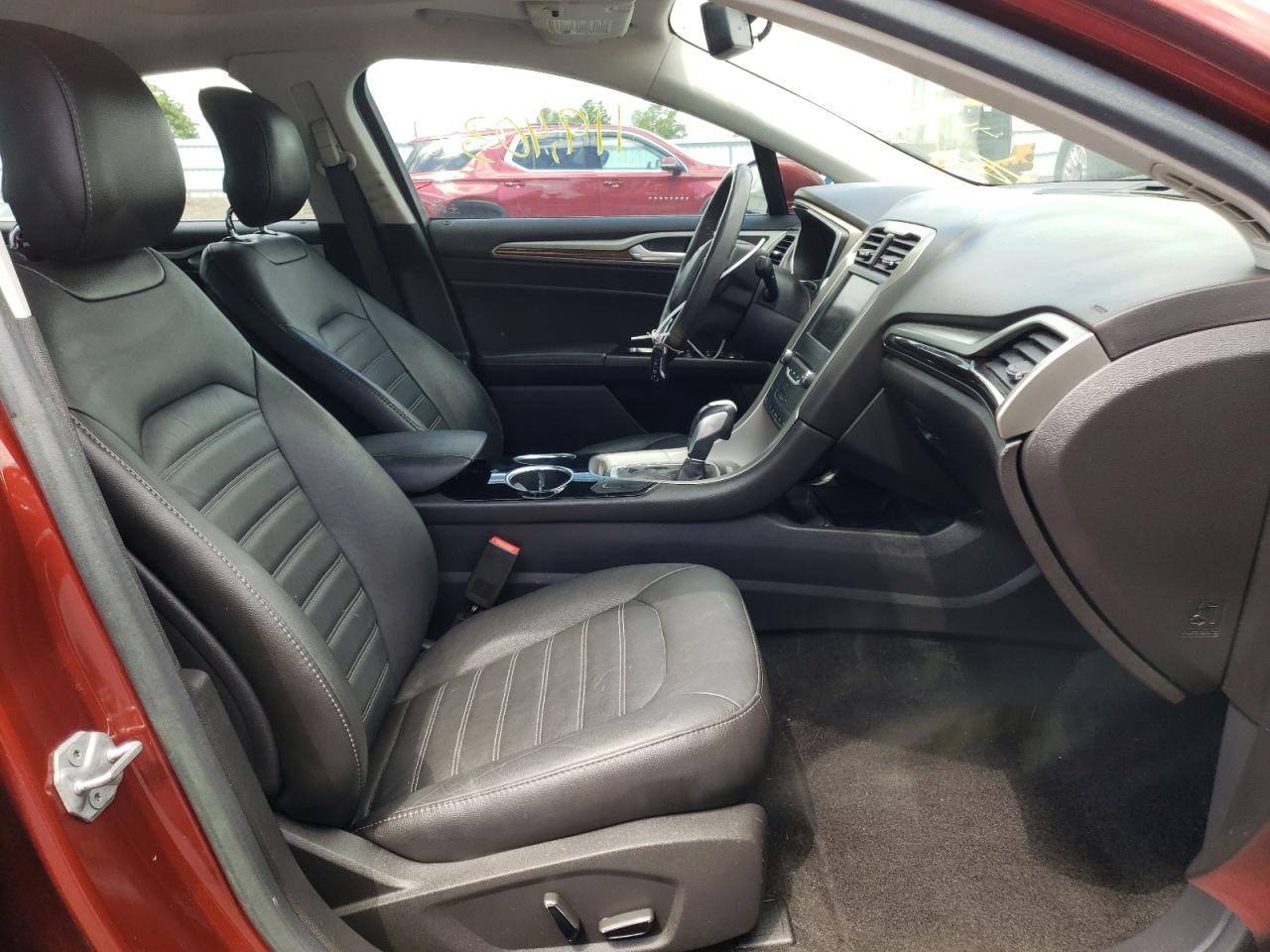Photo 5 from auction – 2014 FORD FUSION SE with VIN 3FA6P0HDXER103033