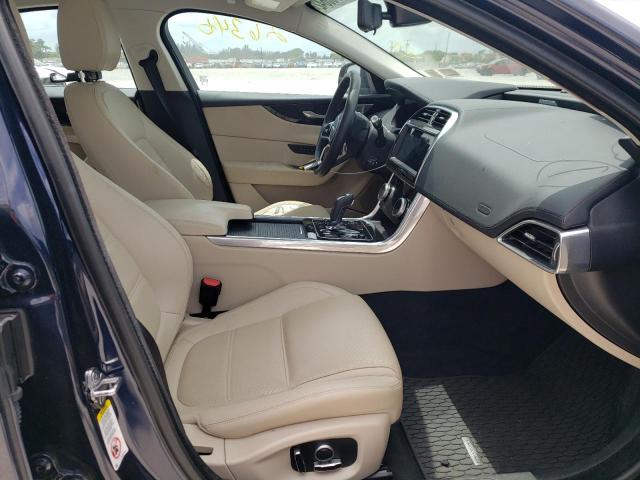 Photo 5 from auction – 2020 JAGUAR XE S with VIN SAJAJ4FX4LCP61888
