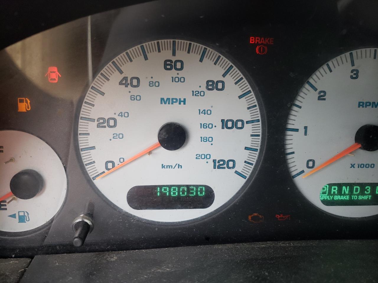Photo 8 from auction – 2004 DODGE GRAND CARA with VIN 1D4GP24R84B581789