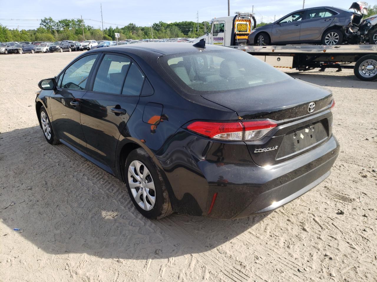Photo 15 from auction – 2021 TOYOTA COROLLA LE with VIN 5YFEPMAE2MP169094