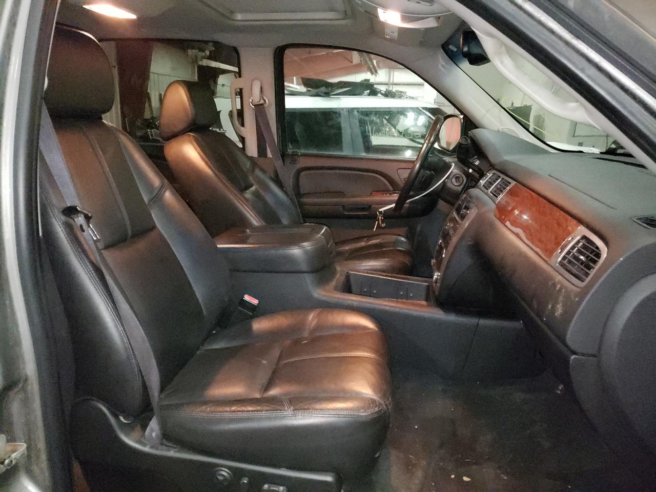 Photo 5 from auction – 2008 GMC SIERRA K15 with VIN 2GTEK13M181185566