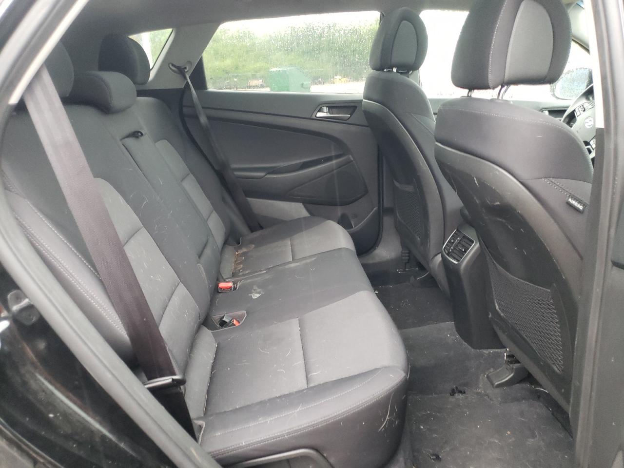 Photo 18 from auction – 2018 HYUNDAI TUCSON VAL with VIN KM8J3CA2XJU645189