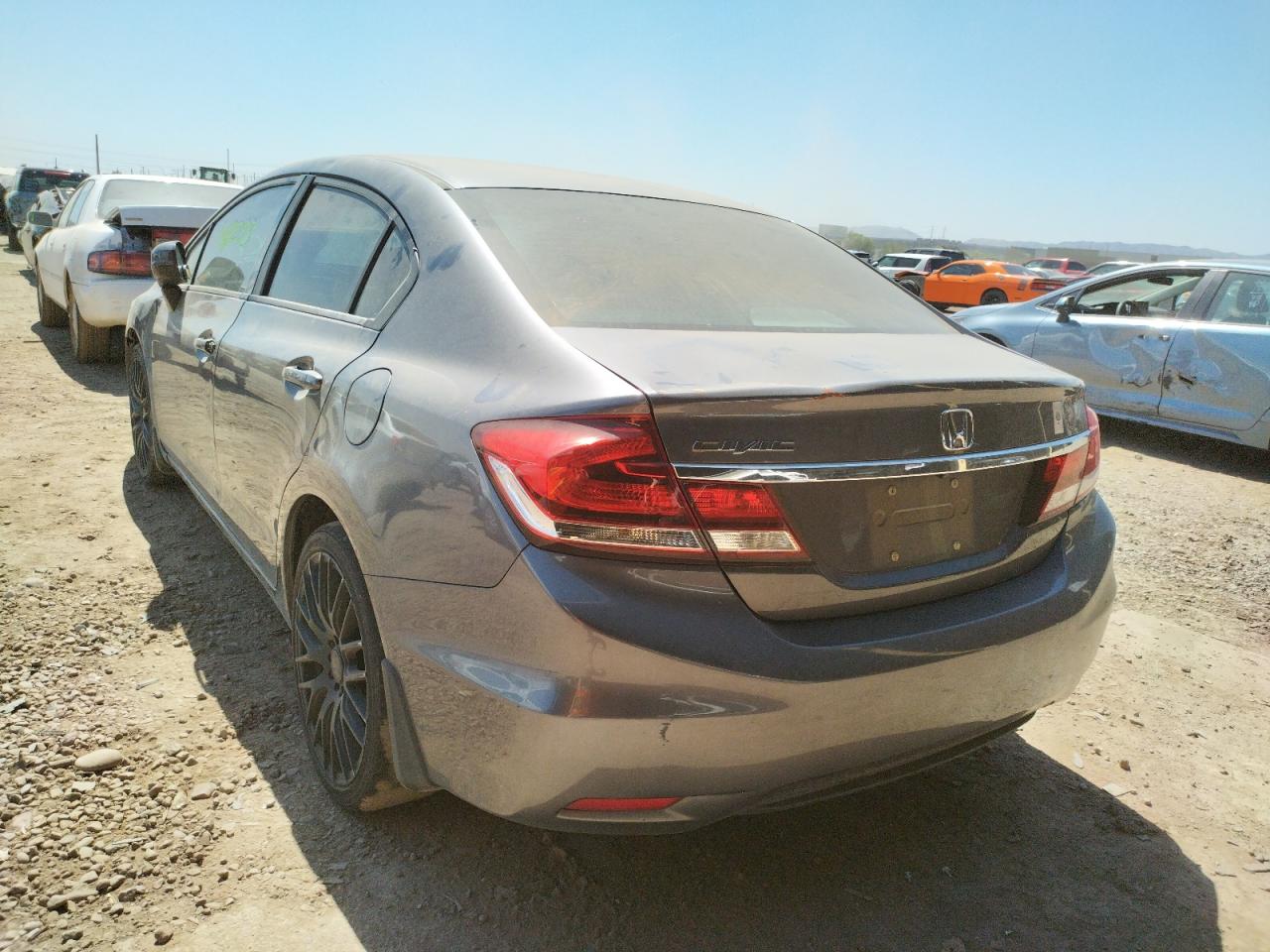 Photo 3 from auction – 2014 HONDA CIVIC LX with VIN 19XFB2E50EE078622