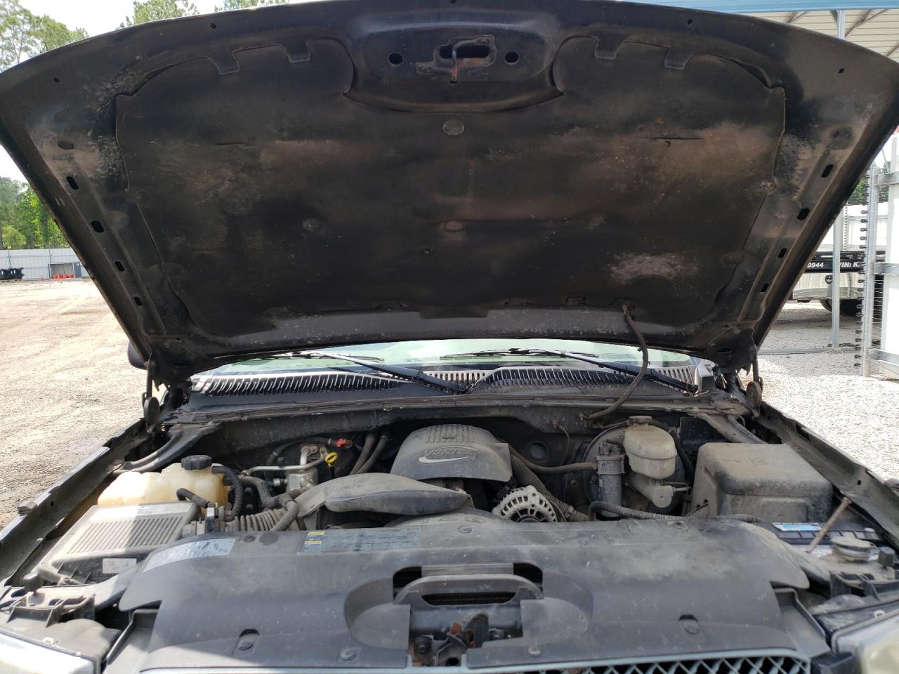 Photo 12 from auction – 2004 CHEVROLET SILVERADO with VIN 2GCEK13T841303422