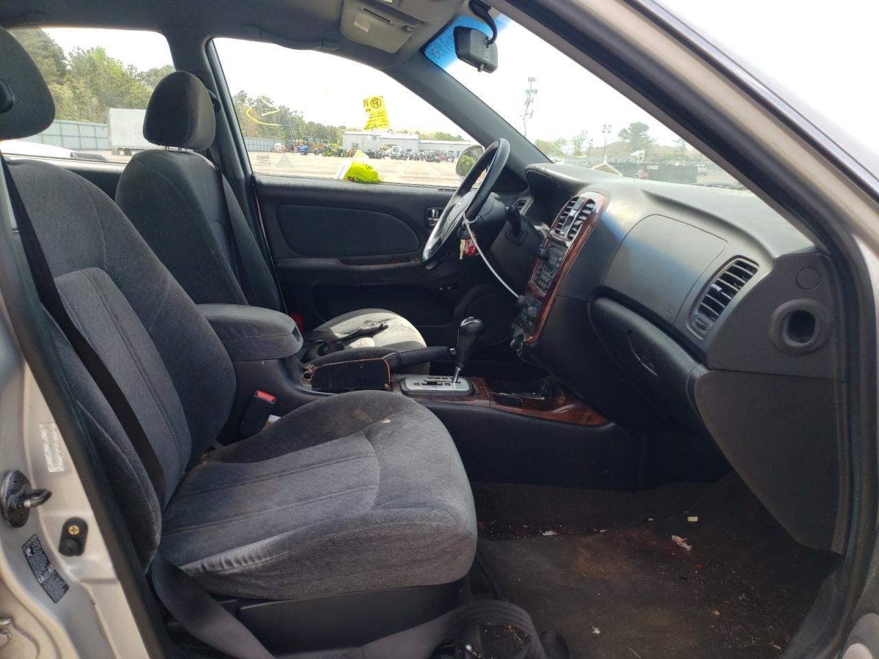 Photo 5 from auction – 2005 HYUNDAI SONATA GLS with VIN KMHWF35H95A106744