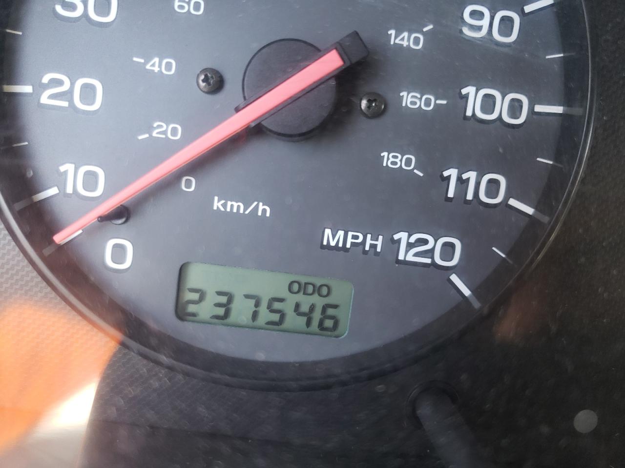 Photo 8 from auction – 2001 SUBARU LEGACY OUT with VIN 4S3BH665617629004