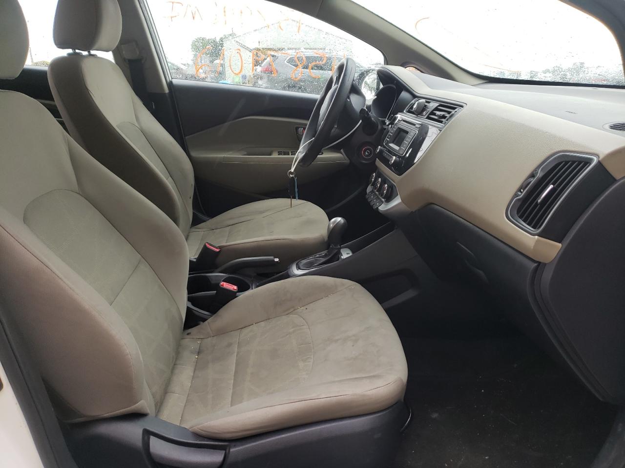 Photo 5 from auction – 2016 KIA RIO LX with VIN KNADM4A39G6545219