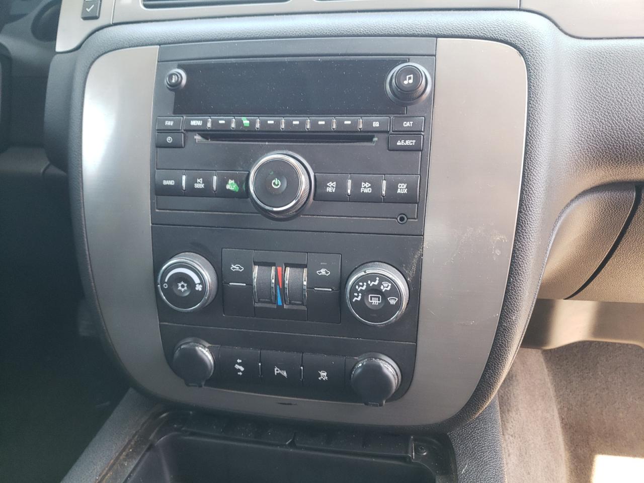 Photo 17 from auction – 2008 CHEVROLET AVALANCHE with VIN 3GNFK12368G309942