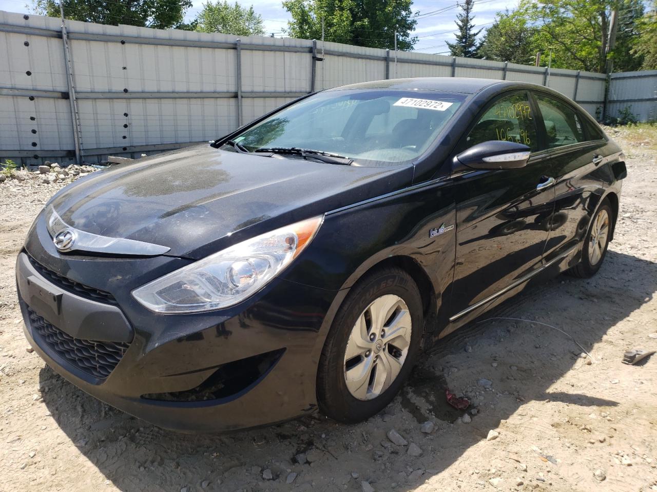 Photo 15 from auction – 2013 HYUNDAI SONATA HYB with VIN KMHEC4A42DA078197