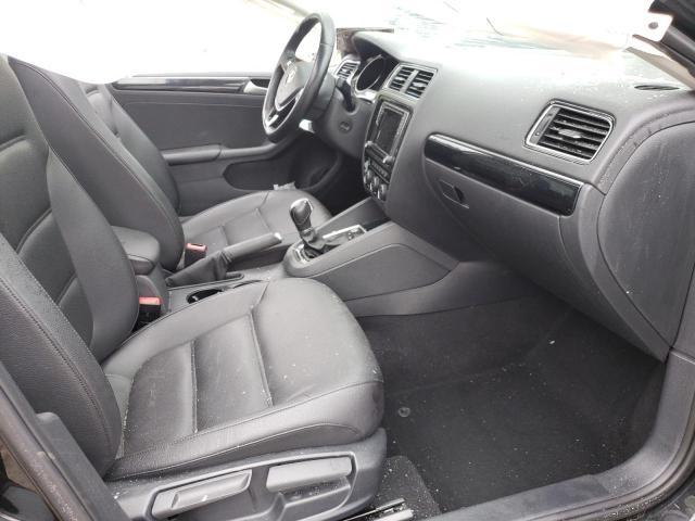 Photo 5 from auction – 2017 VOLKSWAGEN JETTA SEL with VIN 3VWL17AJ6HM243103