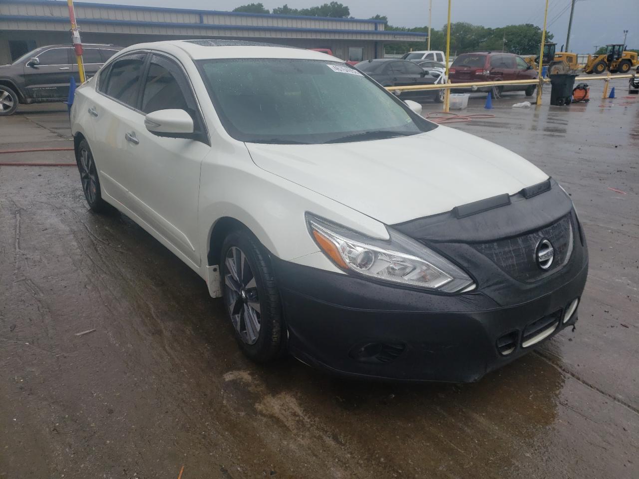 NISSAN ALTIMA 2.5 2017 with VIN 1N4AL3AP1HC152605 - Photo from auction