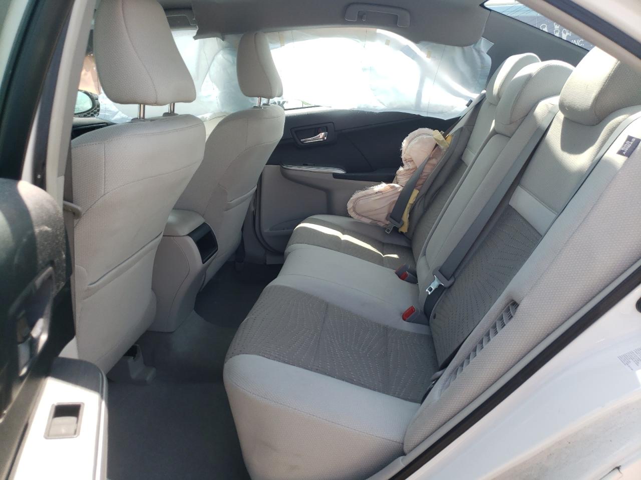Photo 18 from auction – 2012 TOYOTA CAMRY HYBR with VIN 4T1BD1FK6CU025117