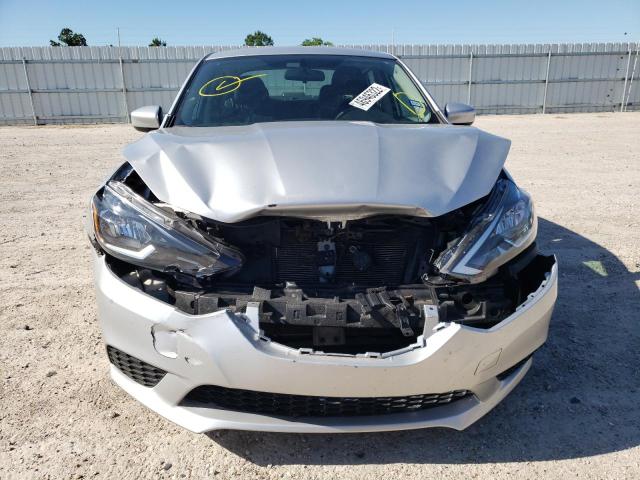 Photo 9 from auction – 2017 NISSAN SENTRA S with VIN 3N1AB7AP3HY360662