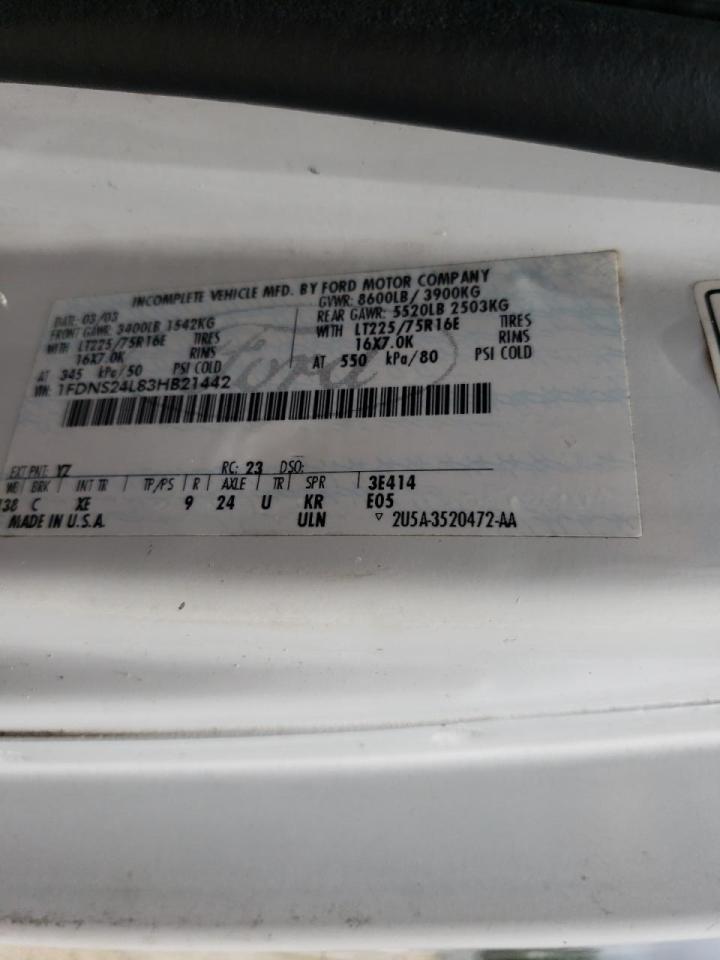 Photo 10 from auction – 2003 FORD ECONOLINE with VIN 1FDNS24L83HB21442