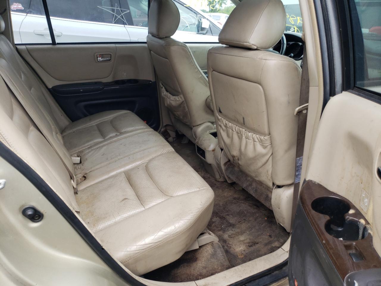 Photo 6 from auction – 2003 TOYOTA HIGHLANDER with VIN JTEHF21A030154504