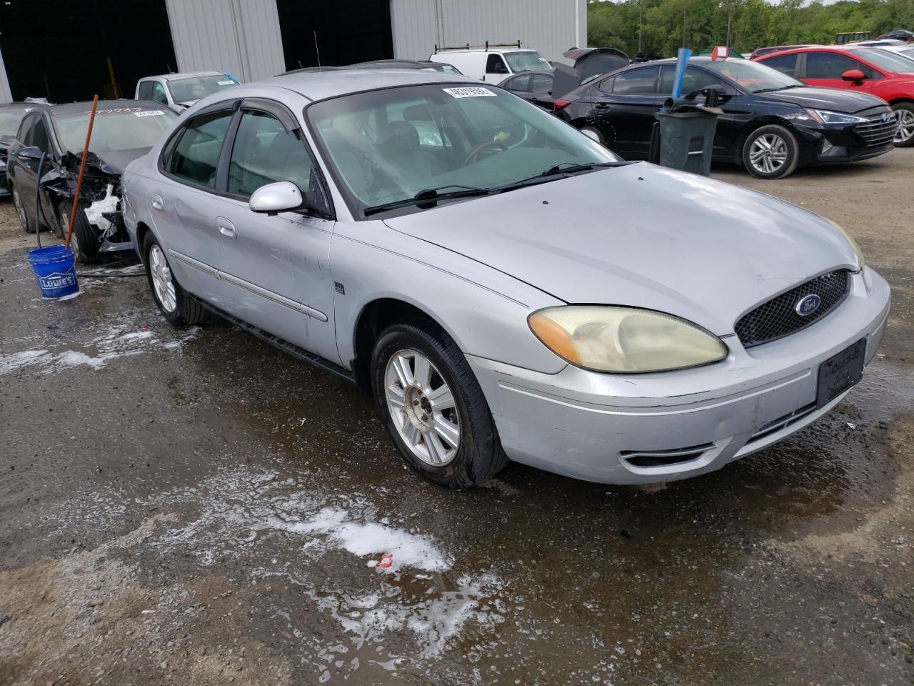 FORD TAURUS SEL 2004 with VIN 1FAHP56S04A147221 - Photo from auction
