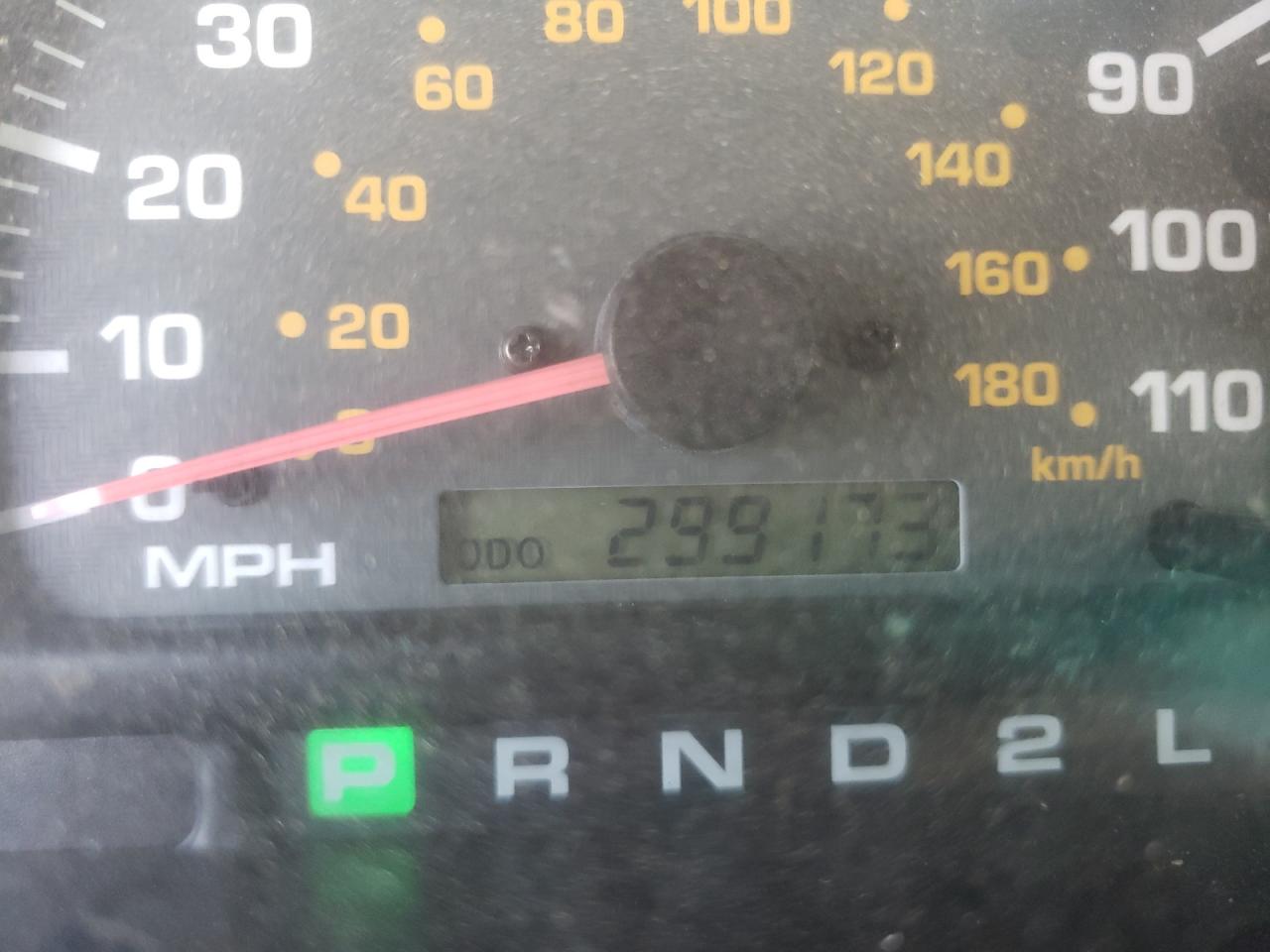 Photo 8 from auction – 2002 TOYOTA 4RUNNER LI with VIN JT3GN87R020250039