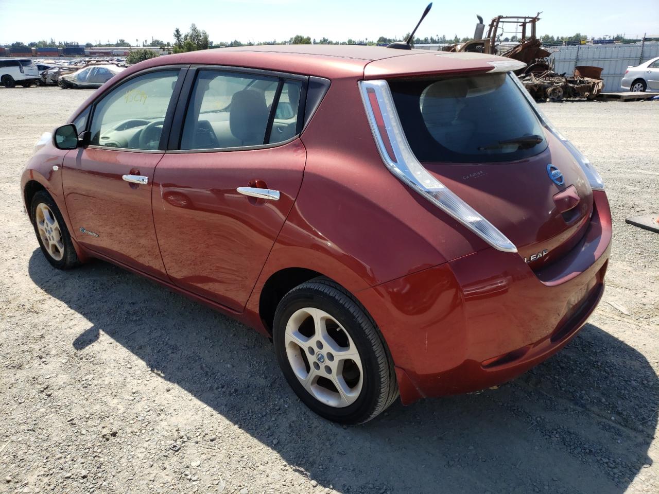 Foto 3 de la subasta – 2011 NISSAN LEAF con VIN JN1AZ0CP6BT003590