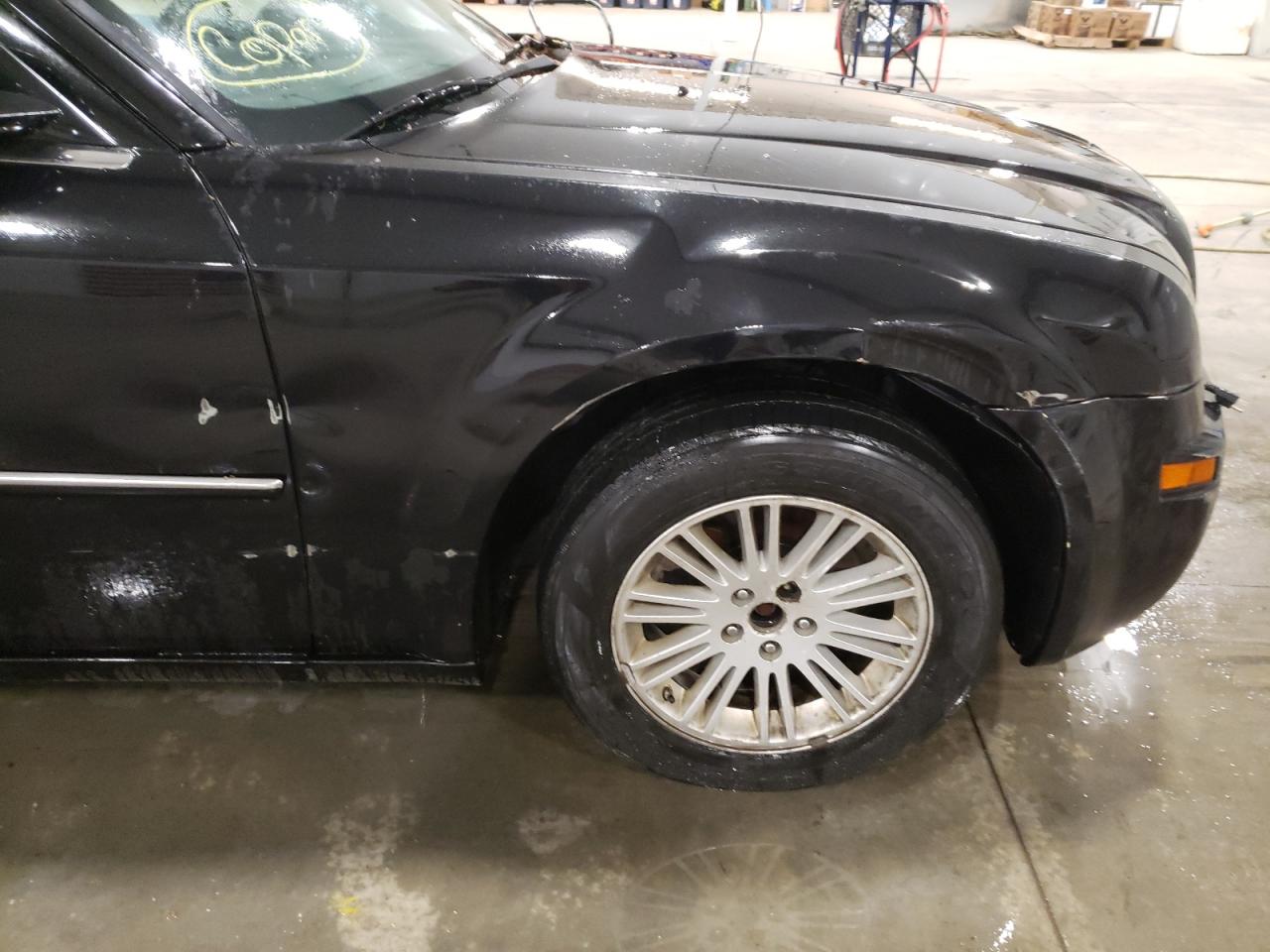 Photo 9 from auction – 2008 CHRYSLER 300 LX with VIN 2C3LA43R68H307504