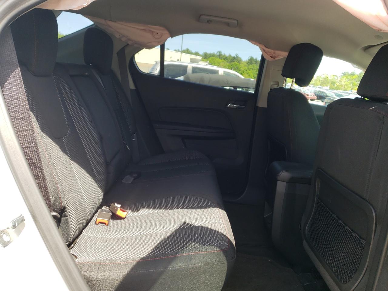 Photo 6 from auction – 2017 CHEVROLET EQUINOX LT with VIN 2GNFLFEK1H6125064