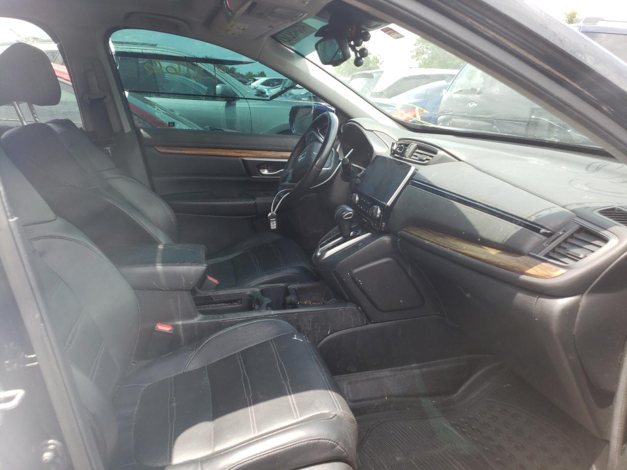 Photo 5 from auction – 2017 HONDA CR-V EXL with VIN 7FARW1H86HE018011
