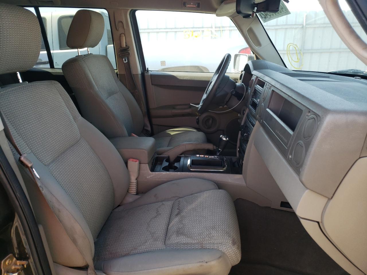 Photo 5 from auction – 2006 JEEP COMMANDER with VIN 1J8HH48K66C269256