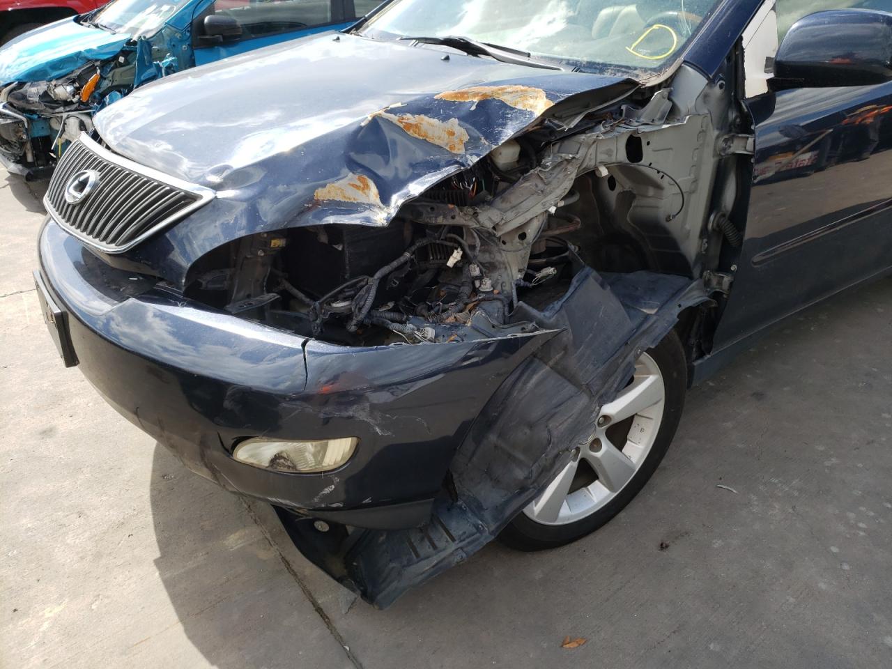 Photo 19 from auction – 2004 LEXUS RX330 AWD with VIN JTJGA31U740024992