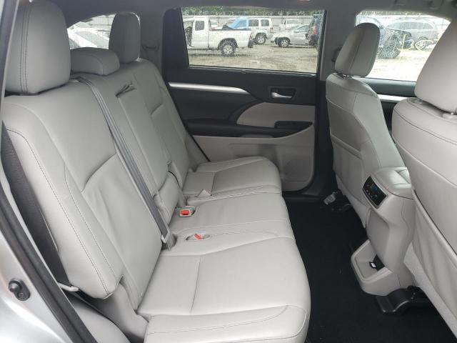 Photo 6 from auction – 2016 TOYOTA HIGHLANDER with VIN 5TDJKRFH2GS283833