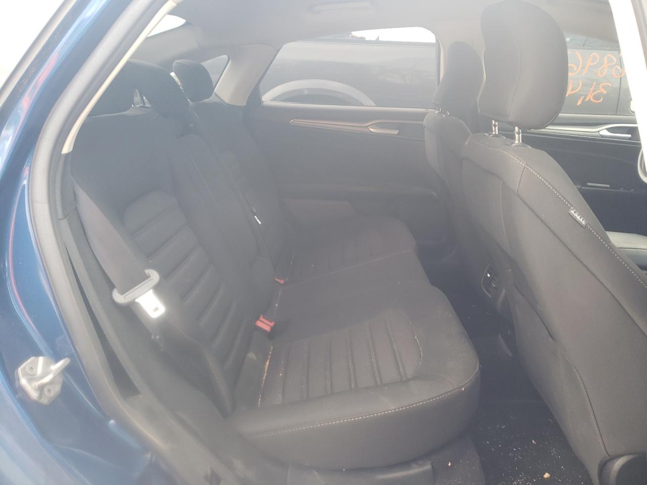Photo 6 from auction – 2017 FORD FUSION SE with VIN 3FA6P0HD1HR195492